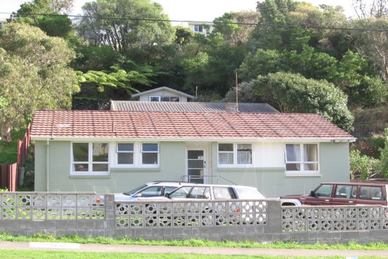 Photo of property in 187 Sievers Grove, Cannons Creek, Porirua, 5024