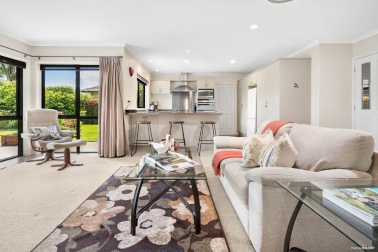 Photo of property in 38 Twomey Drive, Pukekohe, 2120