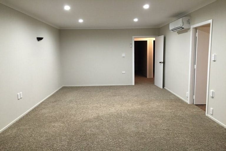 Photo of property in 415 Carrington Street, Upper Vogeltown, New Plymouth, 4310