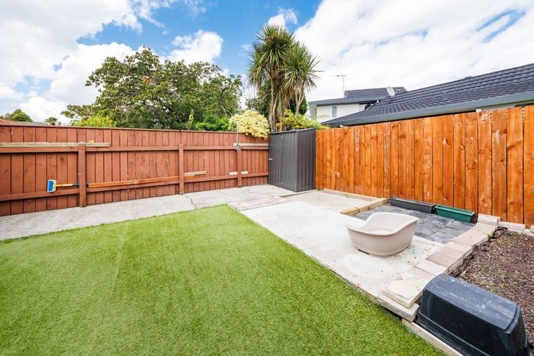 Photo of property in 9 Truscott Grove, Awapuni, Palmerston North, 4412