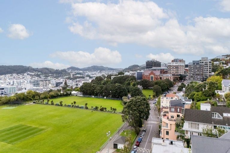 Photo of property in 9/80 Salamanca Road, Kelburn, Wellington, 6012