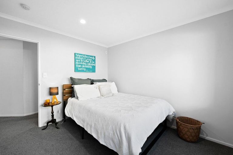 Photo of property in 13 Mangakoea Place, St Andrews, Hamilton, 3200