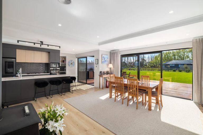 Photo of property in 76 Verdeco Boulevard, Lincoln, 7608