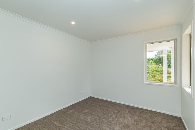Photo of property in 27 Railway Terrace, Ohau, Levin, 5570