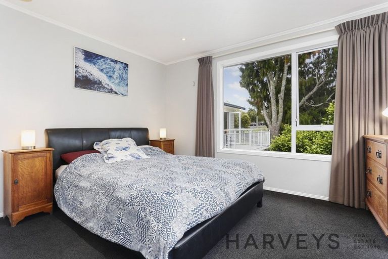 Photo of property in 109 Parker Road, Oratia, Auckland, 0604