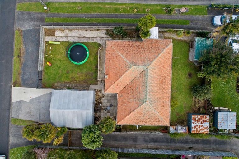 Photo of property in 8 Howden Street, Waiuku, 2123