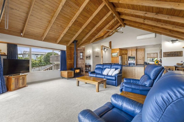 Photo of property in 24 Stewart Street, Raglan, 3225