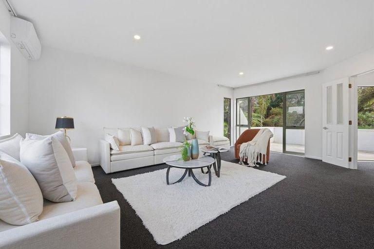 Photo of property in 116 Onetaunga Road, Chatswood, Auckland, 0626