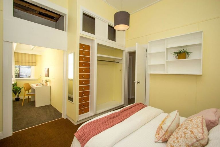 Photo of property in 28 Luxford Street, Berhampore, Wellington, 6023