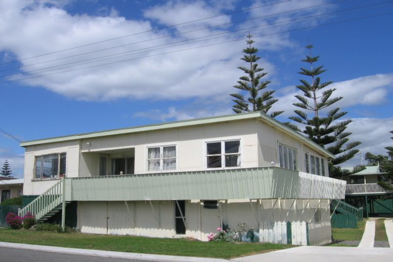 Photo of property in 48 Broadway Road, Waihi Beach, 3611