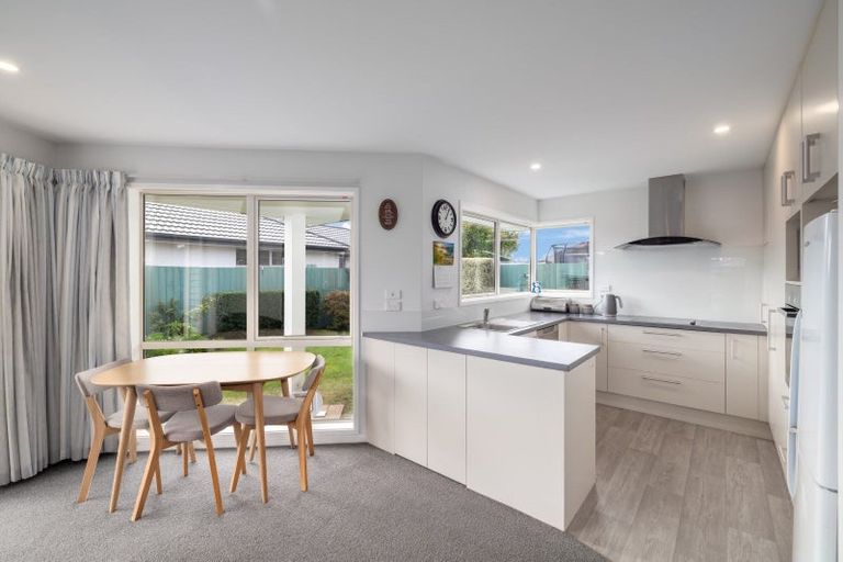 Photo of property in 3 Orca Lane, Parklands, Christchurch, 8083