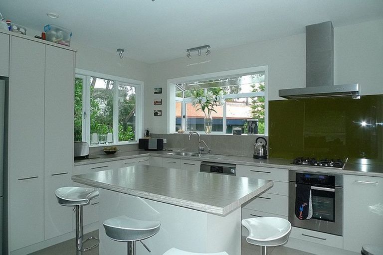 Photo of property in 27 Hartland Avenue, Glendowie, Auckland, 1071