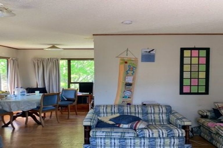 Photo of property in 4/18a Neal Avenue, Glenfield, Auckland, 0629