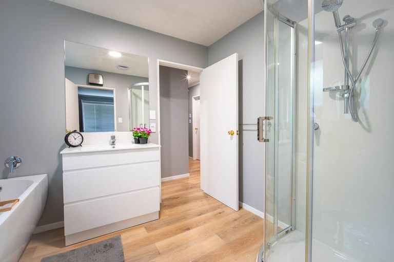 Photo of property in 2/67 Corson Avenue, Beckenham, Christchurch, 8023