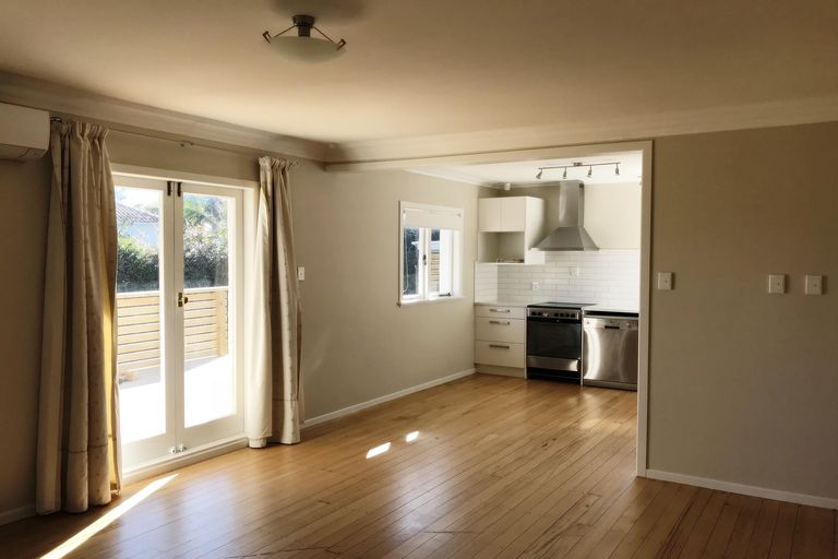 Photo of property in 16 Gibson Road, Tuakau, 2121