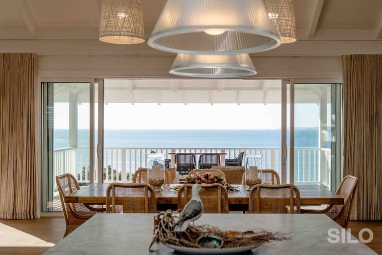 Photo of property in 41 Ocean View Road, Hatfields Beach, Orewa, 0931