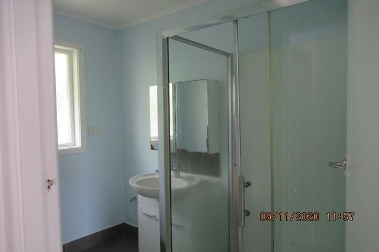 Photo of property in 382 West Coast Road, Glen Eden, Auckland, 0602