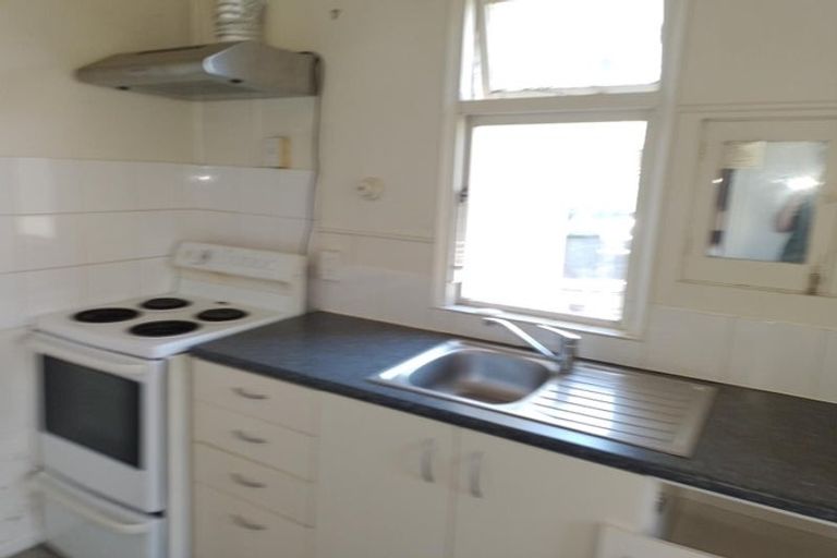 Photo of property in 100 Mackenzie Avenue, Woolston, Christchurch, 8023