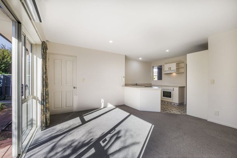 Photo of property in 17d Division Street, Riccarton, Christchurch, 8041