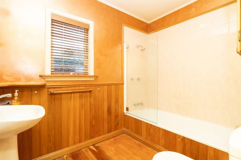 Photo of property in 18 Church Road, Pukete, Hamilton, 3200