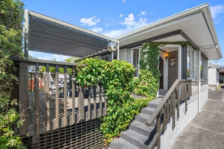 Photo of property in 1/19 Liam Place, Half Moon Bay, Auckland, 2012