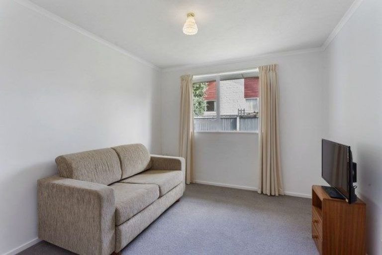 Photo of property in 17a Ayers Street, Rangiora, 7400