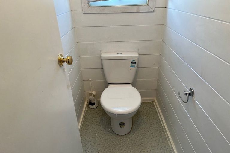 Photo of property in 1/28 Trentham Road, Takanini, Papakura, 2112