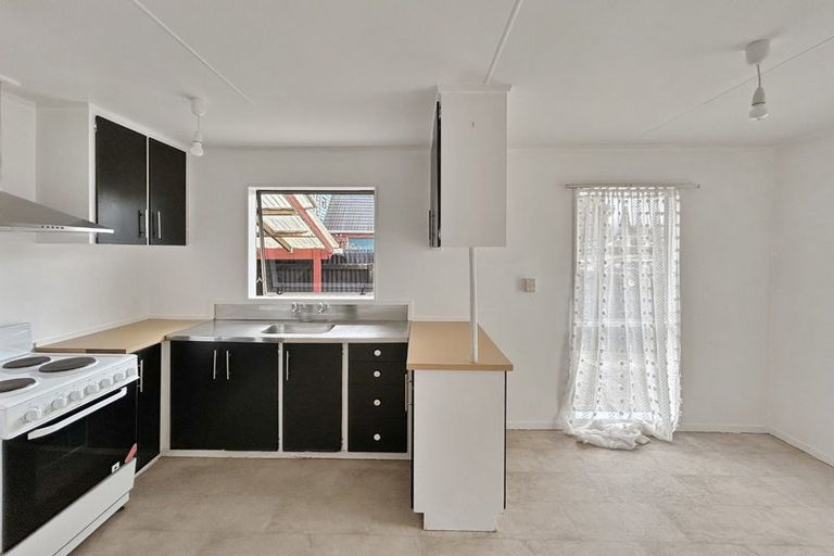 Photo of property in 65 Meadowvale Drive, Levin, 5510