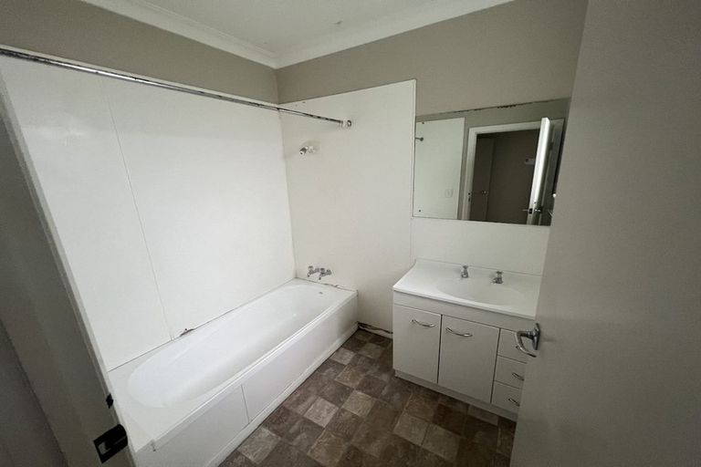 Photo of property in 15 Keepa Street, Levin, 5510