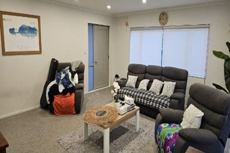 Photo of property in 44a Jackson Terrace, Ranui, Porirua, 5024