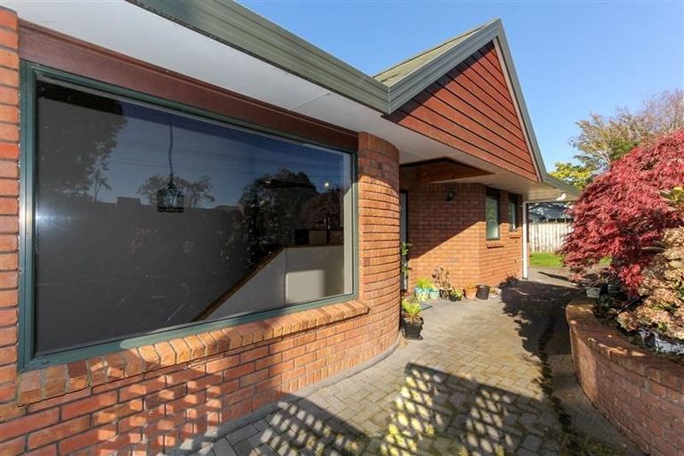 Photo of property in 373 Mangorei Road, Merrilands, New Plymouth, 4312