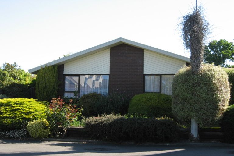 Photo of property in 14 Melissa Place, Burnside, Christchurch, 8042