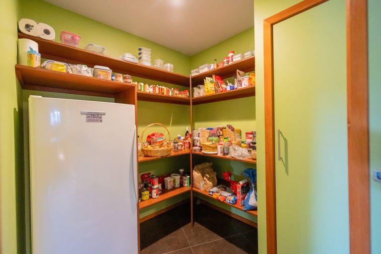 Photo of property in 330 Sinclair Road, Te Anau, 9679