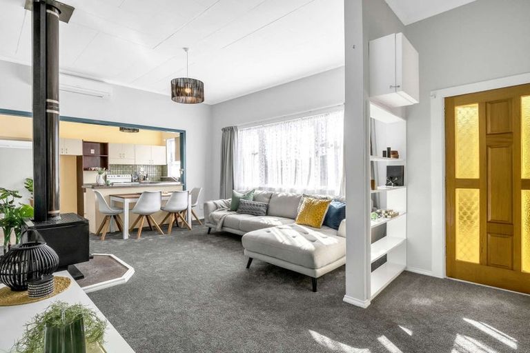 Photo of property in 14 Kawatiri Avenue, Gonville, Whanganui, 4501