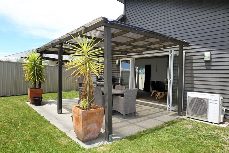 Photo of property in 18 Edwards Street, Frimley, Hastings, 4120