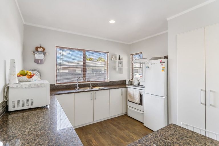 Photo of property in 2/36 Jellicoe Road, Manurewa, Auckland, 2102