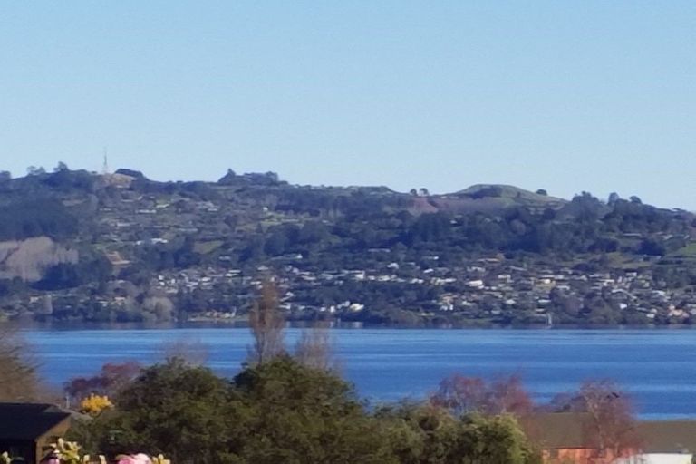 Photo of property in 5 Richmond Avenue, Richmond Heights, Taupo, 3330