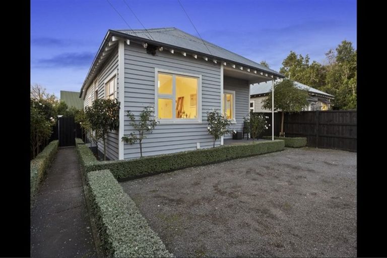 Photo of property in 19 Berry Street, St Albans, Christchurch, 8014