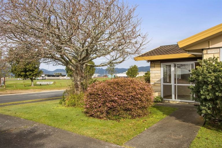 Photo of property in 65 Fairview Road, Katikati, 3129
