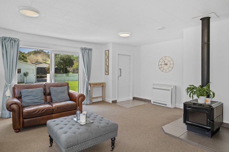 Photo of property in 12 Margaret Avenue, Havelock North, 4130