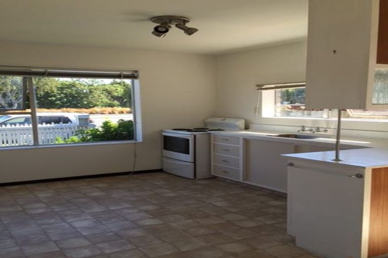 Photo of property in 1/118 Lincoln Road, Addington, Christchurch, 8024