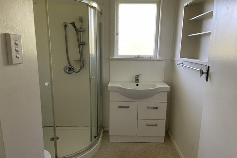 Photo of property in 44 Southsea Crescent, Silverdale, Hamilton, 3216