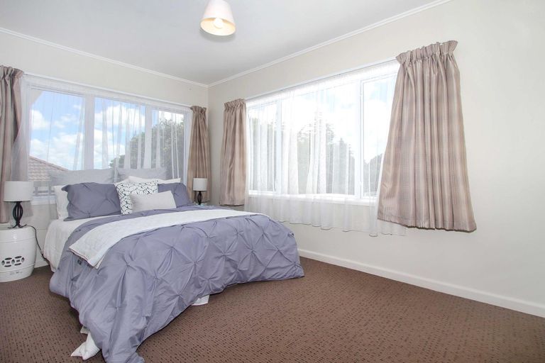 Photo of property in 187a Edmonton Road, Te Atatu South, Auckland, 0610