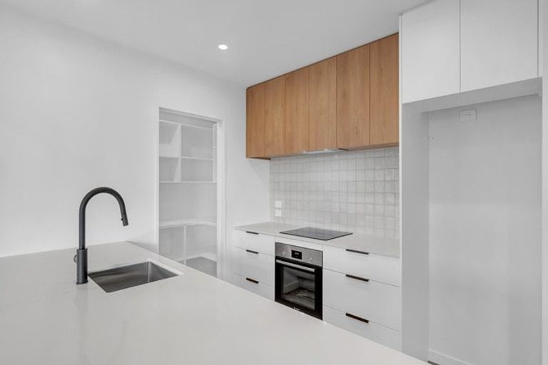 Photo of property in 33 Wilkin Road, Woodend, 7610