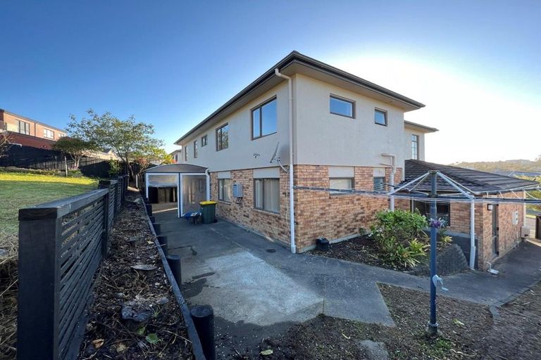 Photo of property in 4 Andara Close, Pinehill, Auckland, 0632