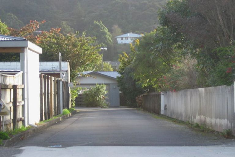 Photo of property in 296 Stokes Valley Road, Stokes Valley, Lower Hutt, 5019