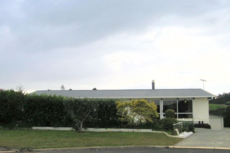 Photo of property in 20 Katene Place, Snells Beach, 0920