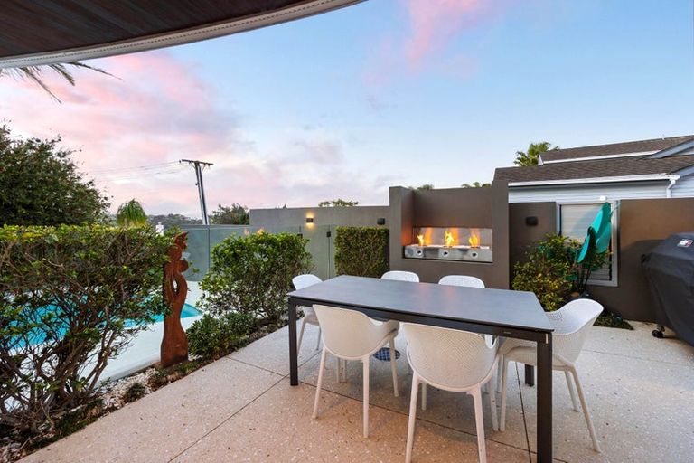 Photo of property in 151 Pah Road, Cockle Bay, Auckland, 2014