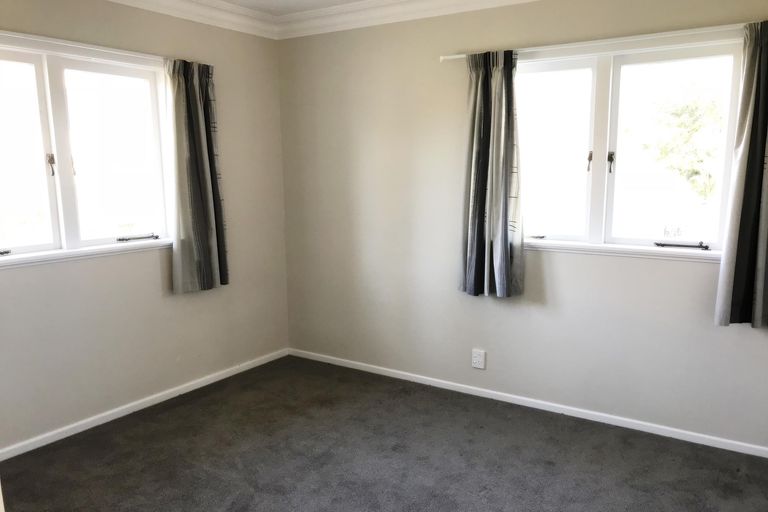 Photo of property in 16 Gibson Road, Tuakau, 2121