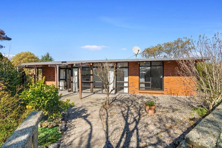 Photo of property in 3 Barrett Place, Carterton, 5713